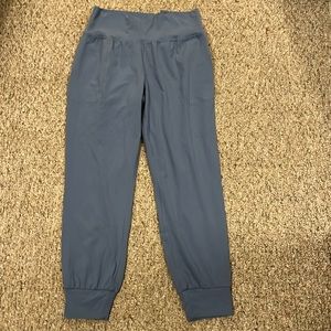 Athletea salutation jogger pant size large